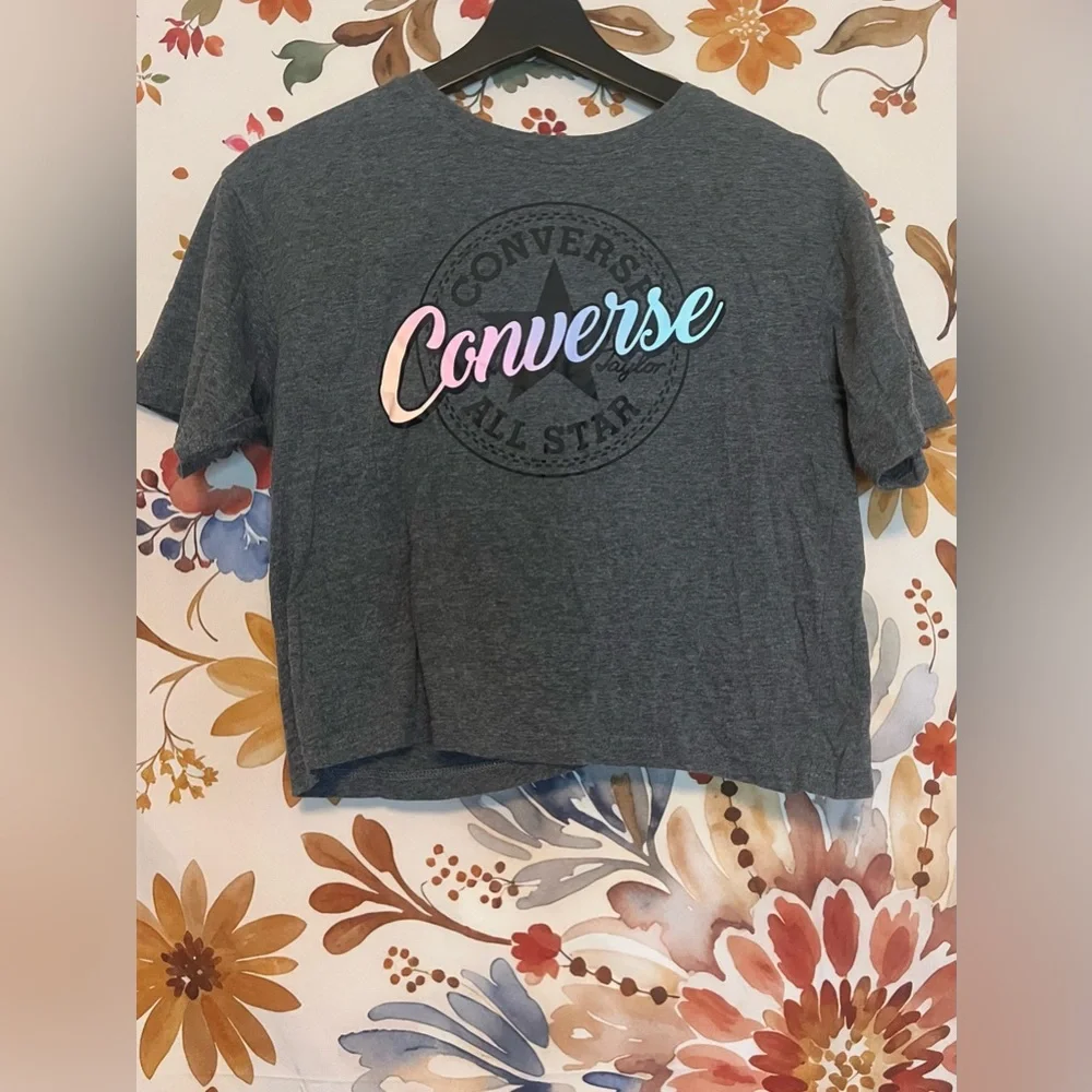 Converse Girl’s Size 16 Grey Pink Blue Logo Brand Casual Cropped Tee